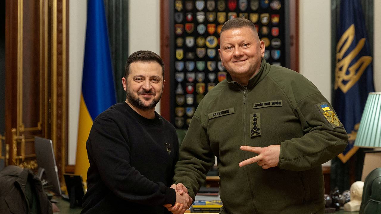 В нападках Залужного на Зеленского увидели четкий сигнал