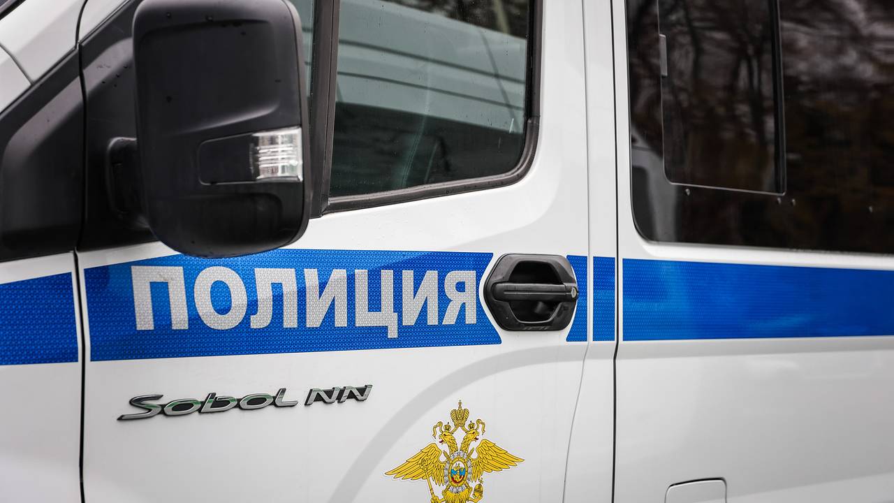 Раскрыты приметы подозреваемого во взрыве машины ДПС в Москве Раскрыты приметы подозреваемого во взрыве машины ДПС в Москве