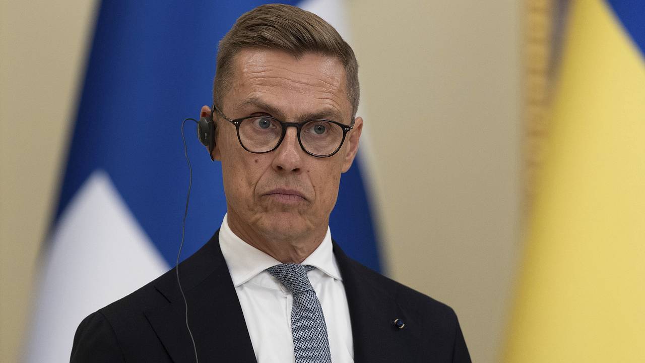 В Финляндии обратили внимание на жесты Стубба во время слов о России