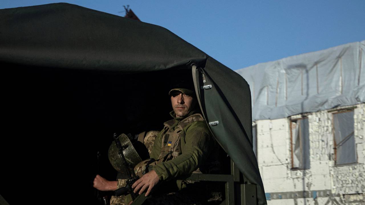 ВСУ начали покидать позиции на правом берегу Днепра ВСУ начали покидать позиции на правом берегу Днепра