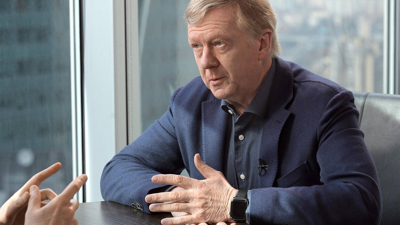 Соратник Ельцина рассказал об «огромном и тяжелом труде» Чубайса