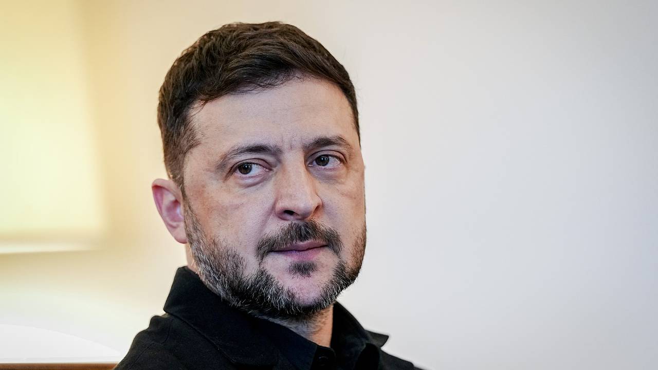 В Германии рассказали о странном поступке Зеленского в отношении главы немецкого МИД В Германии рассказали о странном поступке Зеленского в отношении главы немецкого МИД