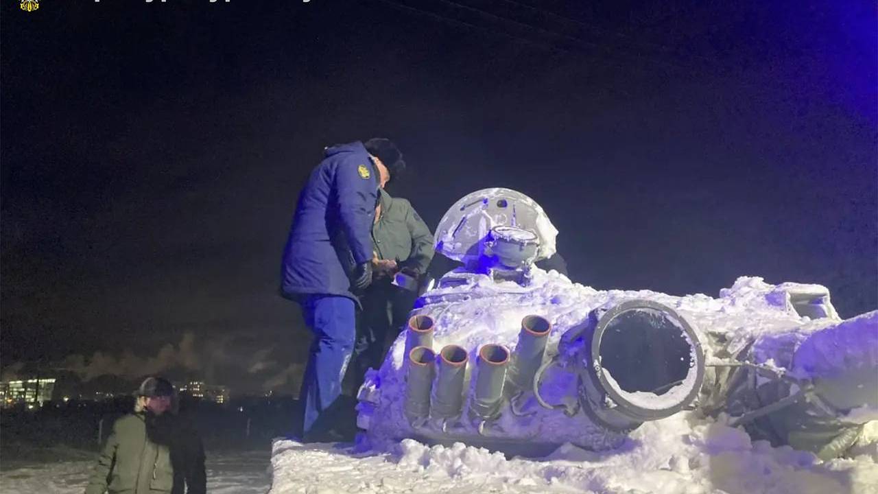 Мать насмерть придавленного танком российского школьника раскрыла детали происшествия Мать насмерть придавленного танком российского школьника раскрыла детали происшествия
