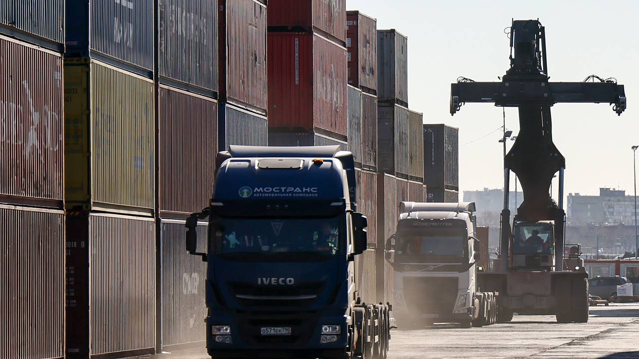 Автоперевозчики предупредили о разорении компаний из-за нового закона