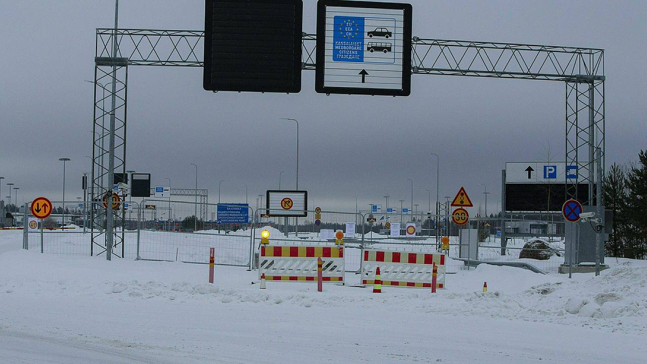 Финляндия заработала экономический шок после закрытия границы с Россией