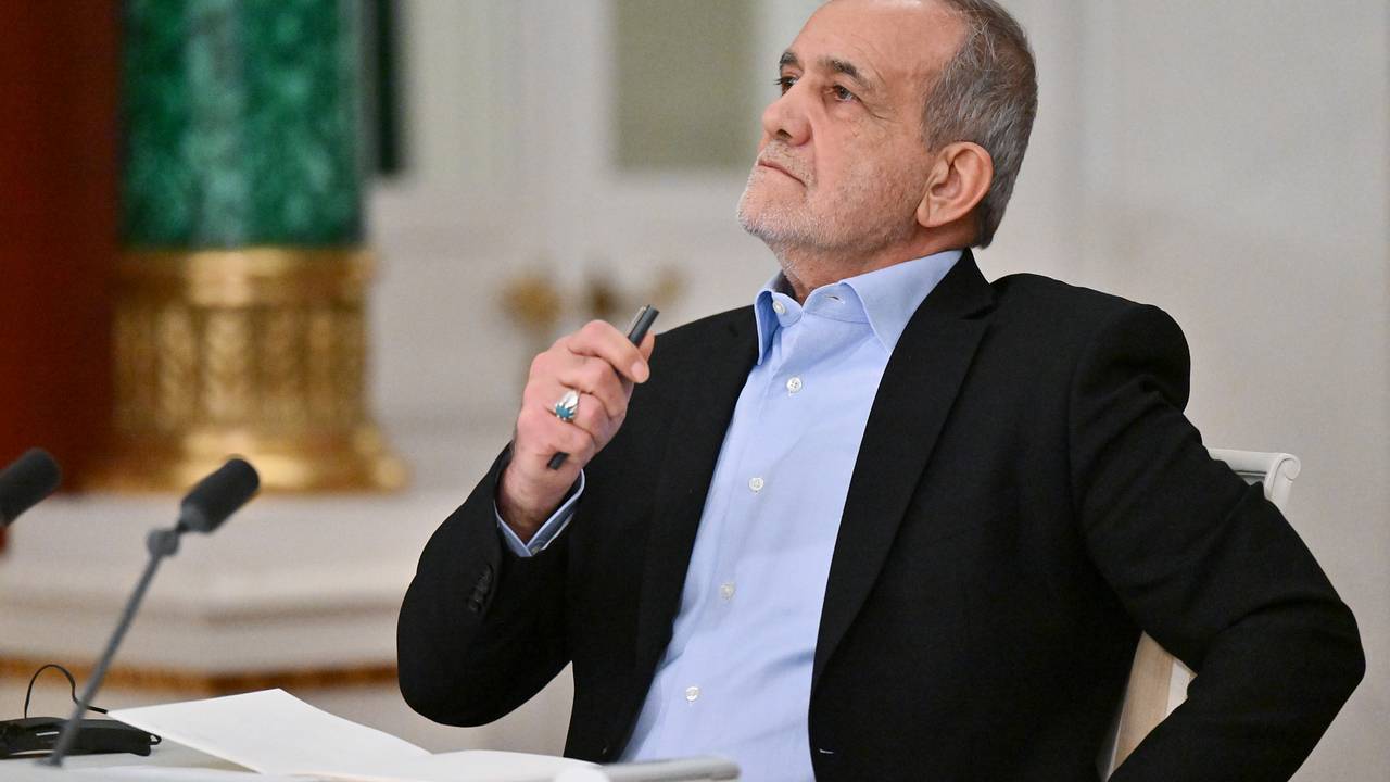 Раскрыт статус президента Ирана на фоне операции США и Израиля