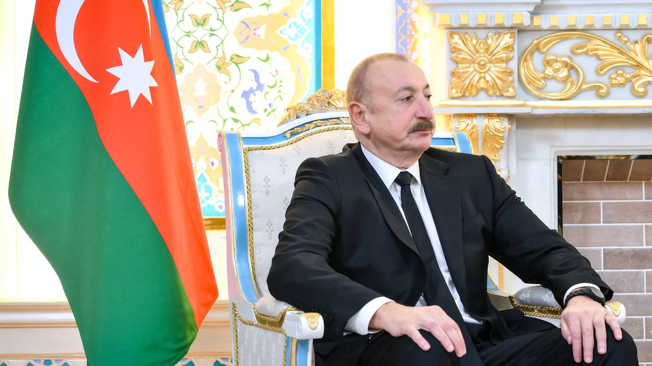 Алиев выразил соболезнования в связи со смертью верховного лидера Ирана