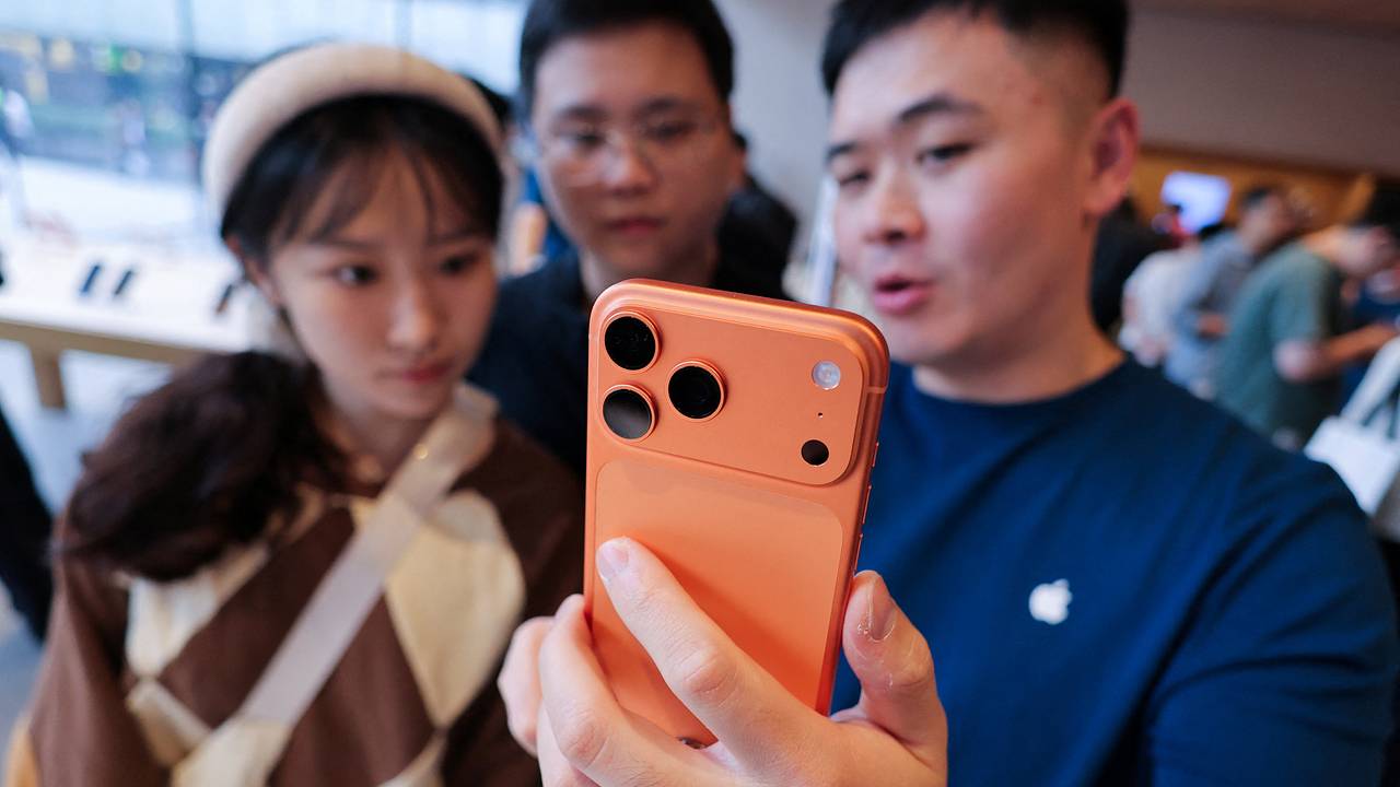 Названы дешевые конкуренты iPhone 17 Pro