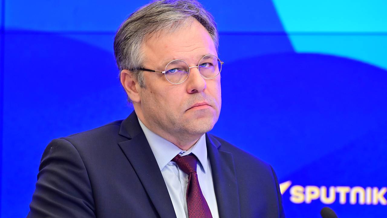 Зеленскому предрекли поражение на выборах при одном условии Зеленскому предрекли поражение на выборах при одном условии