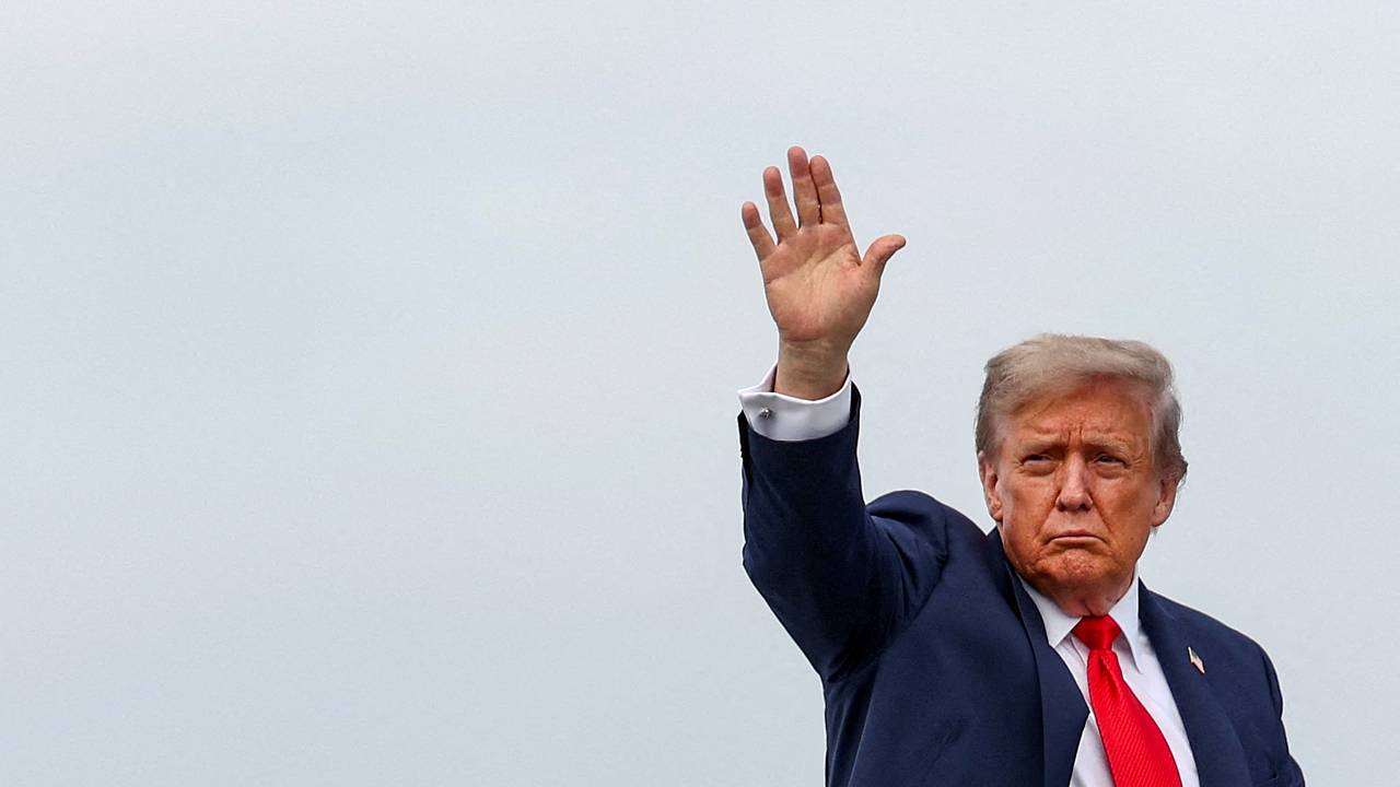 Трамп приказал сделать стоимость страхования морской торговли доступной