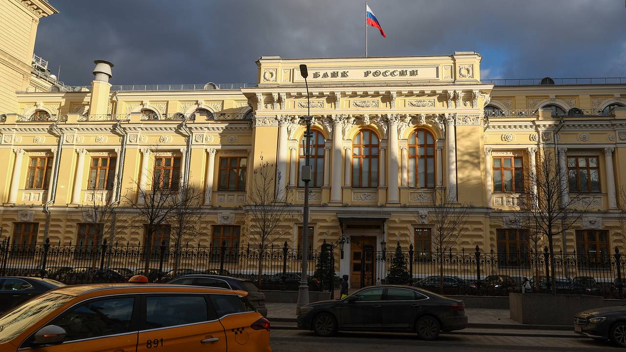 В ЦБ предложили ввести ответственность за некоторые операции с криптовалютой