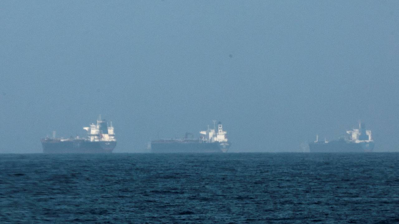 США разрешили Индии закупать нефть России с танкеров США разрешили Индии закупать нефть России с танкеров