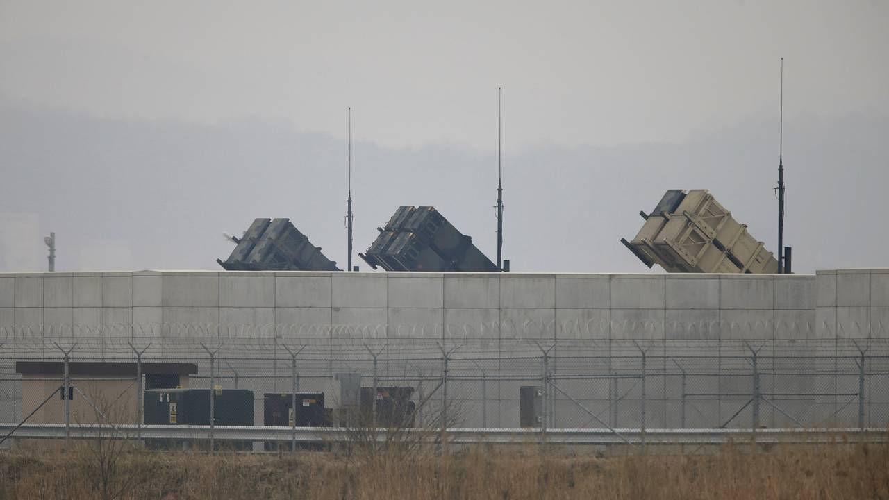 Южная Корея начала переговоры с США о перемещении вооружений из-за Ирана Южная Корея начала переговоры с США о перемещении вооружений из-за Ирана