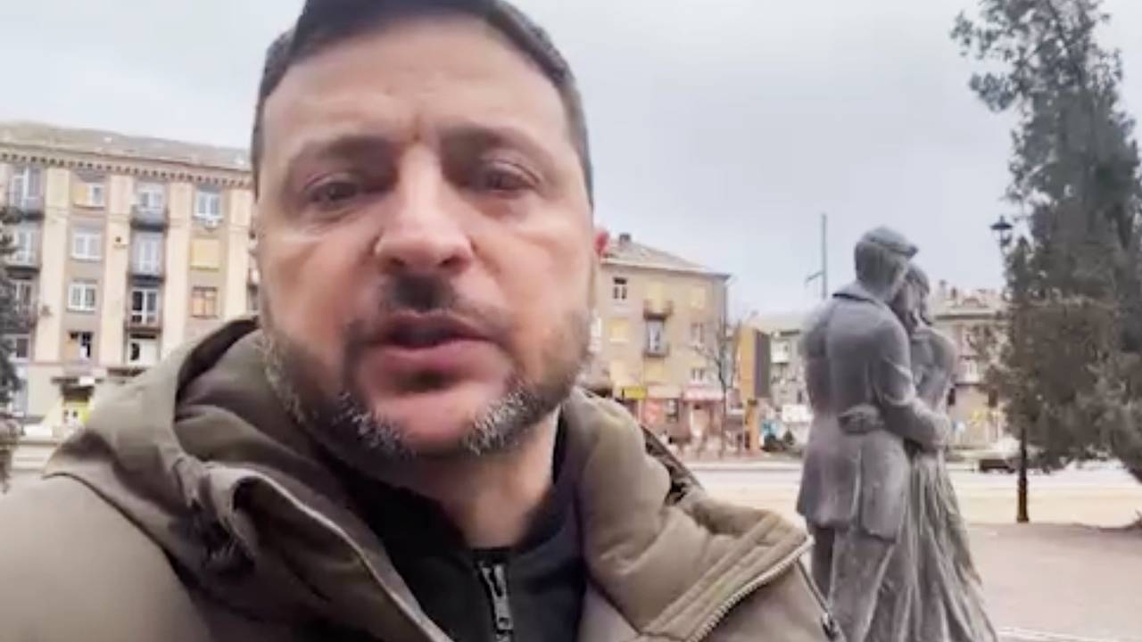 Зеленский приехал на Донбасс