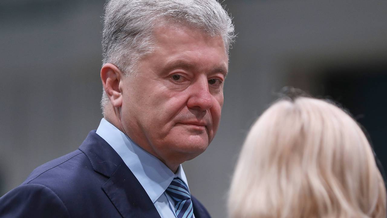 Порошенко отказался возвращать долг за аренду офиса в центре Киева и захватил помещение