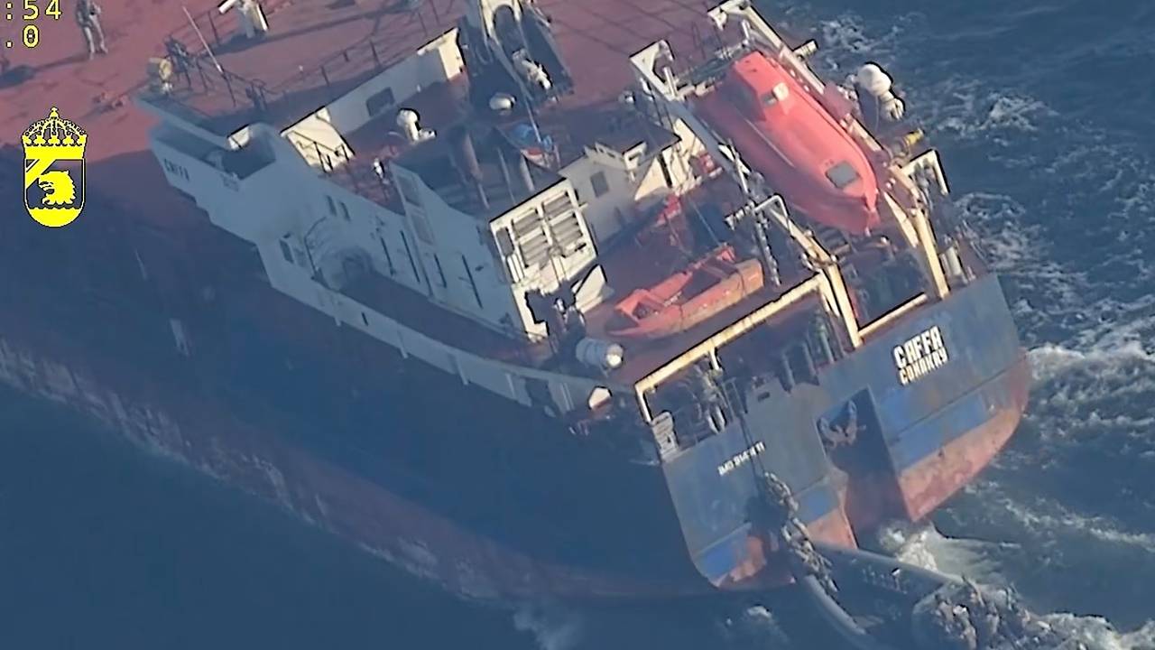 Швеция причислила перехваченное в Балтийском море судно к российскому теневому флоту Швеция причислила перехваченное в Балтийском море судно к российскому теневому флоту