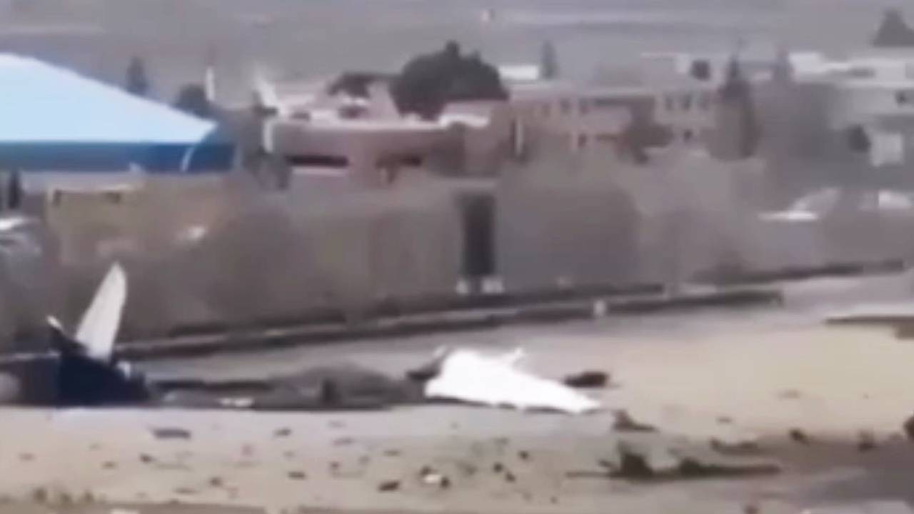 Атакованный аэропорт Тегерана попал на видео