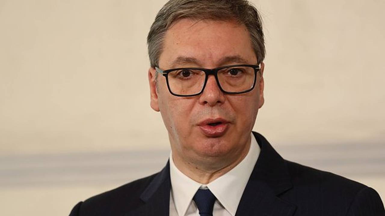 Президент Сербии высказался о поставках оружия на Украину