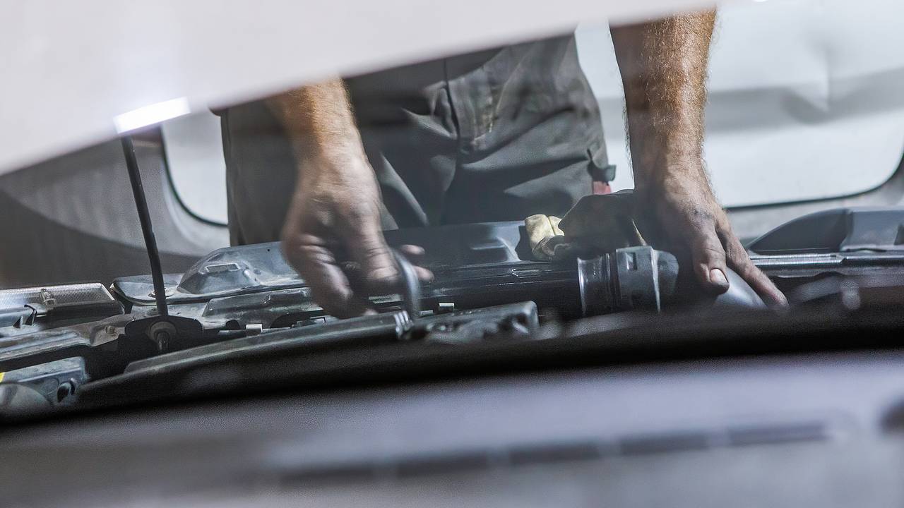 Подсчитаны траты россиян на подготовку авто к весне