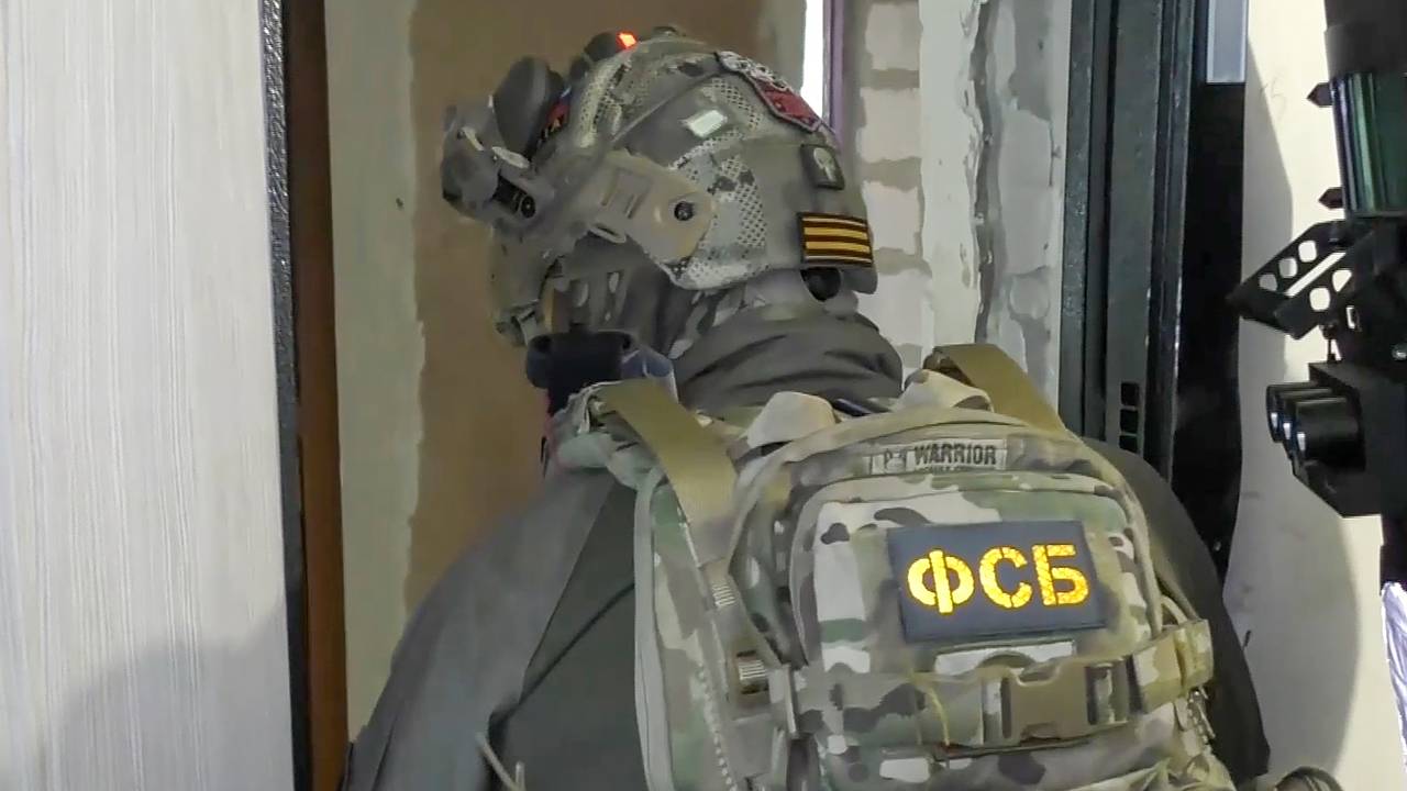 Начальника российского главка МЧС заподозрили в махинациях на миллионы рублей