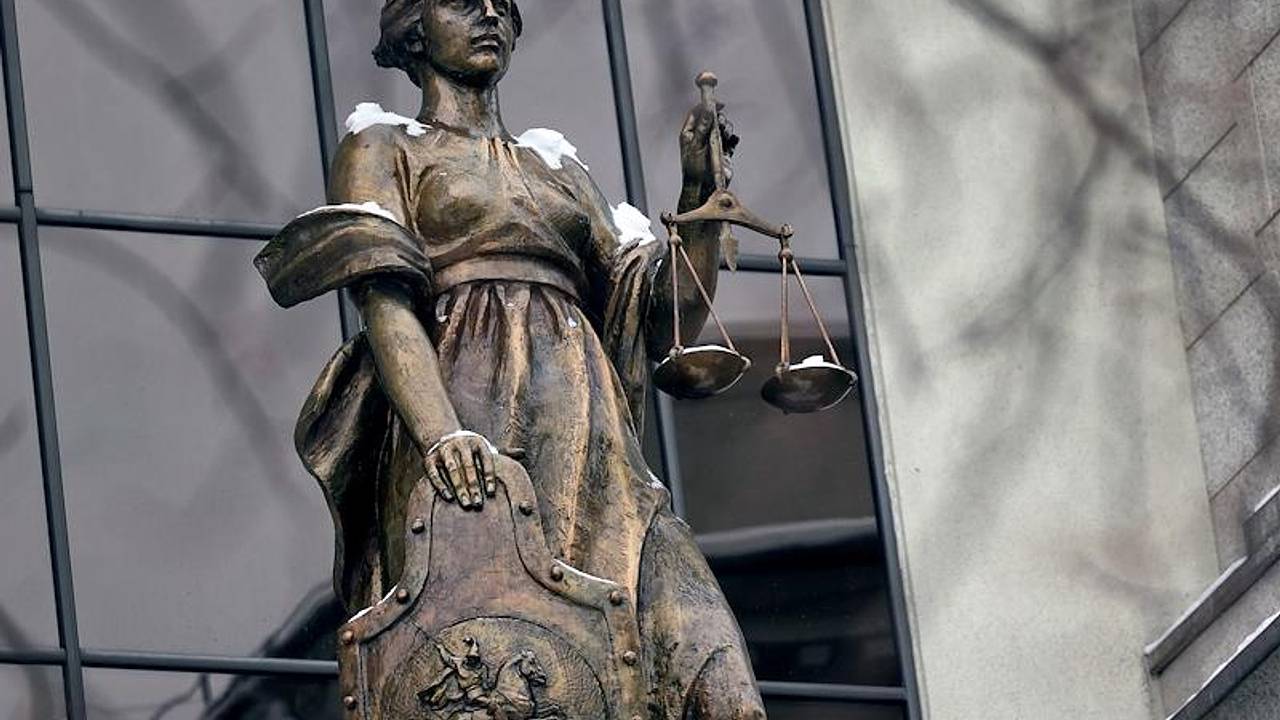 Верховный суд поставил точку в деле осужденного за терроризм российского биолога Верховный суд поставил точку в деле осужденного за терроризм российского биолога