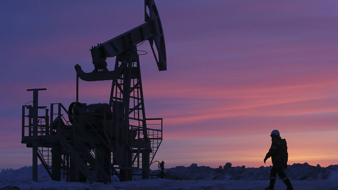 Еще одна страна захотела покупать российскую нефть