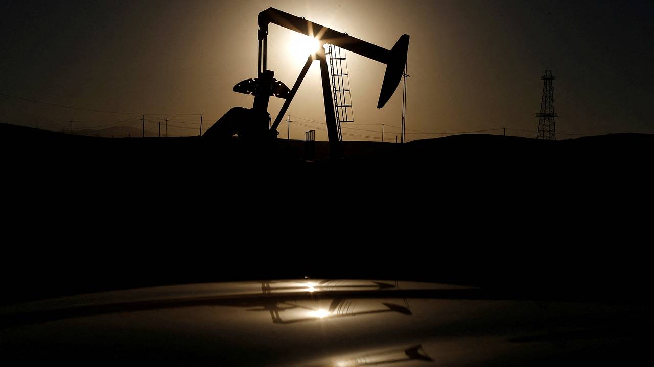 Нефть стремительно подорожала