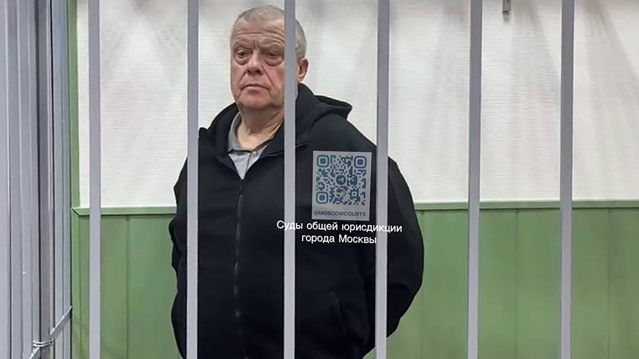 Экс-замгубернатора российского региона сел на 10 лет и лишился наград