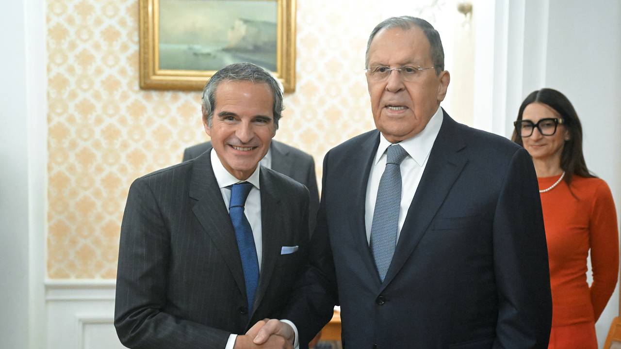 Лавров пошутил на переговорах с Гросси
