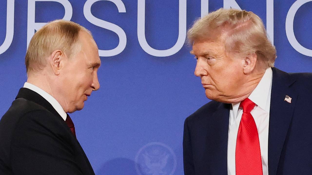 В России прокомментировали отказ Трампа от предложения Путина по Ирану