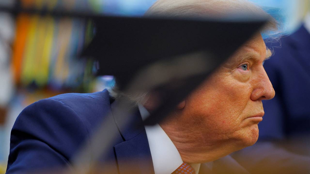 Трамп высмеял Обаму за переговоры с Ираном
