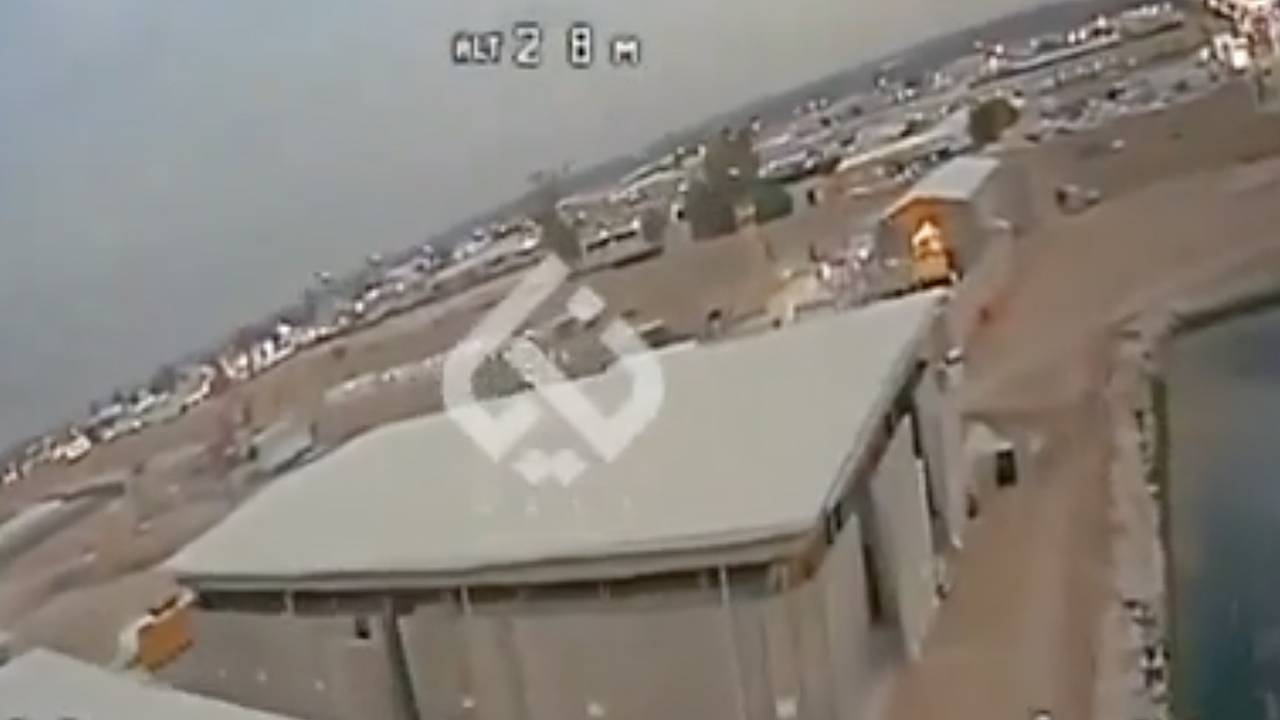 Первый удар по американской базе дроном на оптоволокне сняли на видео