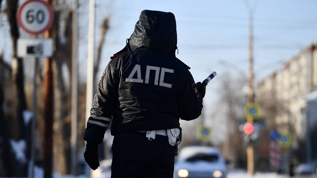 Российский депутат отказался от проверки на алкоголь и поплатился