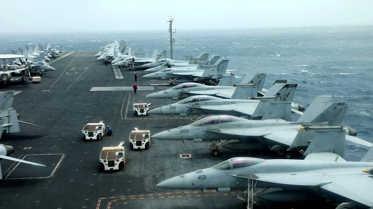 Способность США создать коалицию для защиты судов в Ормузском проливе оценили