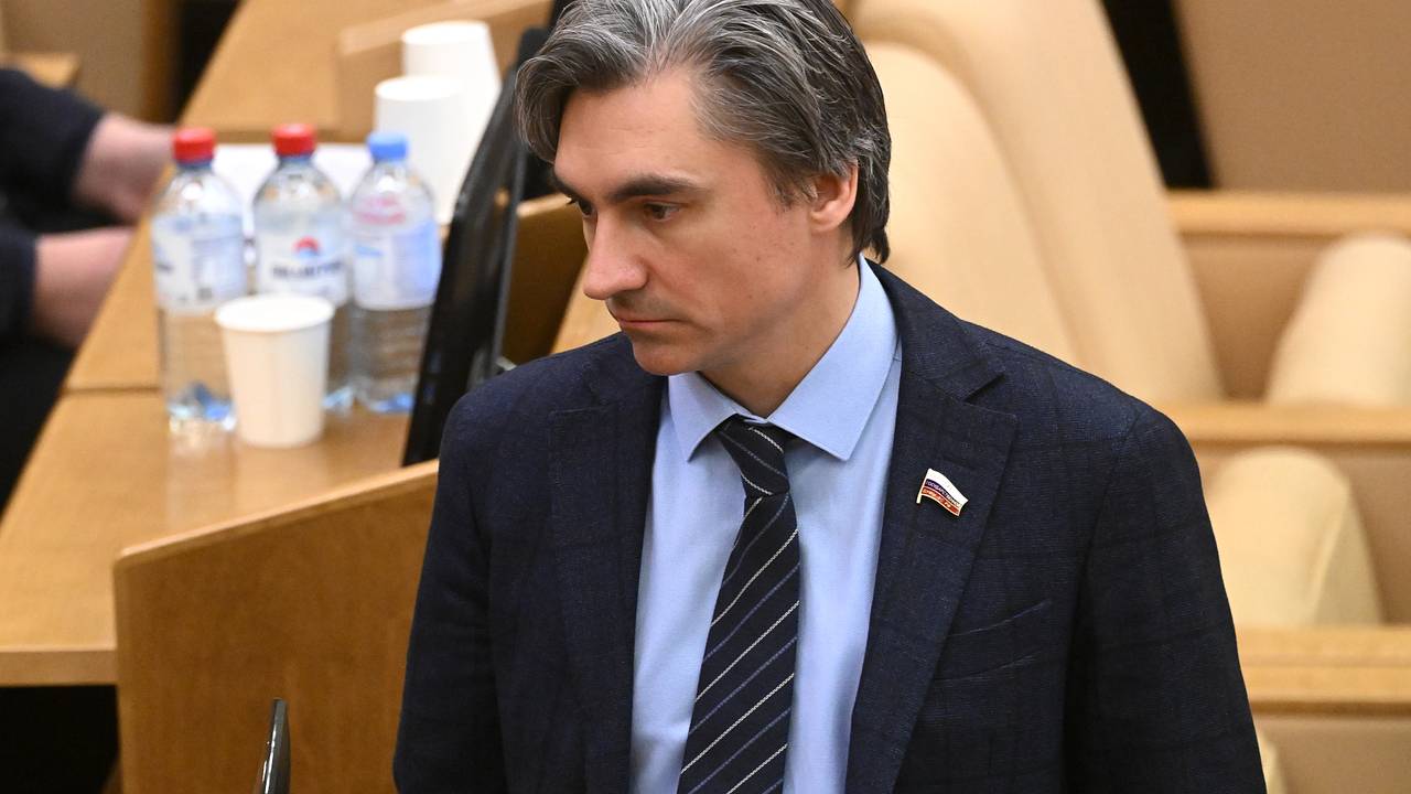 Стало известно о возможном исключении из ЛДПР получившего мандат Жириновского депутата Стало известно о возможном исключении из ЛДПР получившего мандат Жириновского депутата