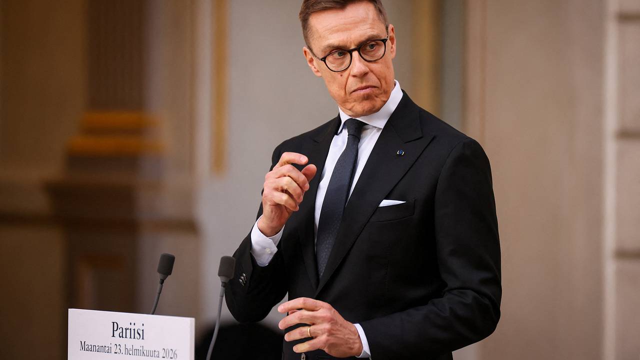 Европейский лидер допустил признание перехода украинских территорий к России