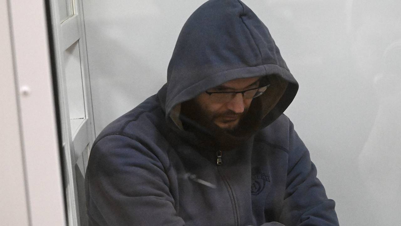 Пасынок российского рок-музыканта раскрыл подробности о двойной расправе