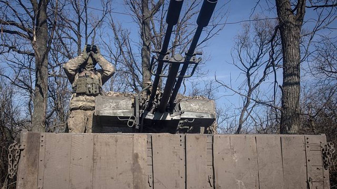 Конгрессвумен заявила о попытках нагнетать напряженность между Россией и США