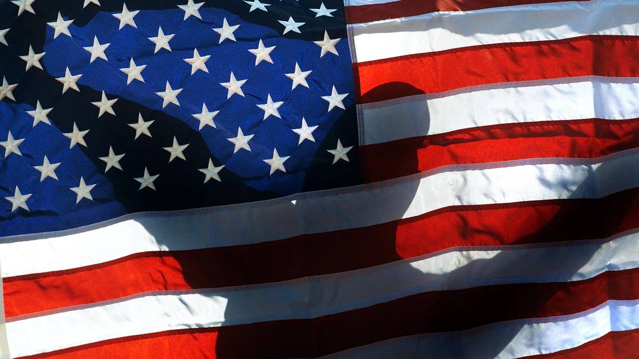 Экономике США предсказали квазидефолт из-за госдолга