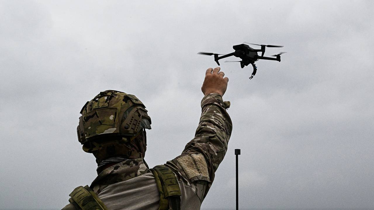 Российские войска совершили массированный налет FPV-дронами на позиции ВСУ