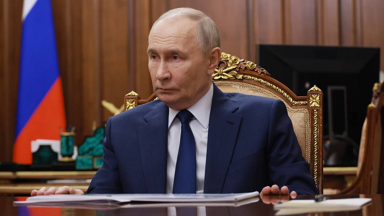 Опубликован рейтинг Путина среди россиян