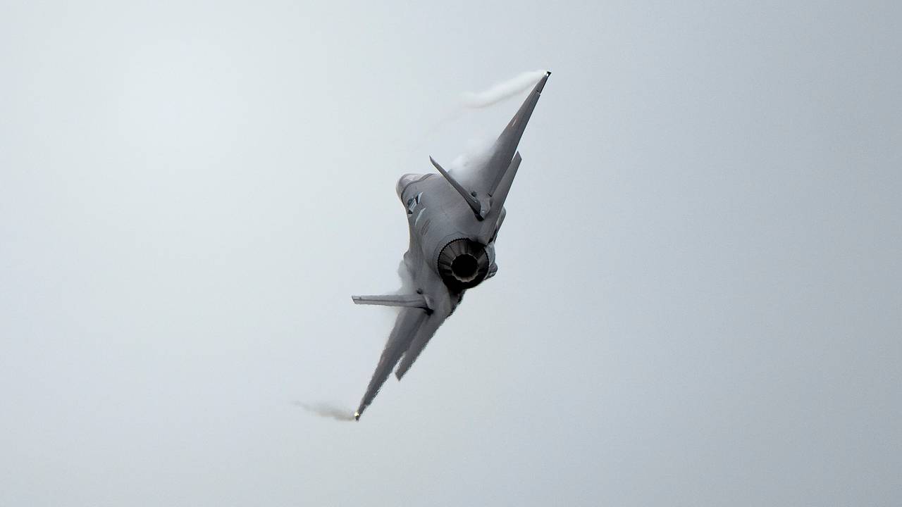 В России допустили крушение F  35 после встречи с иранской «358»
