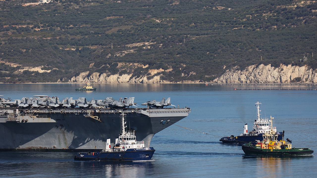 ВМС США доверят осмотр кораблей роботам