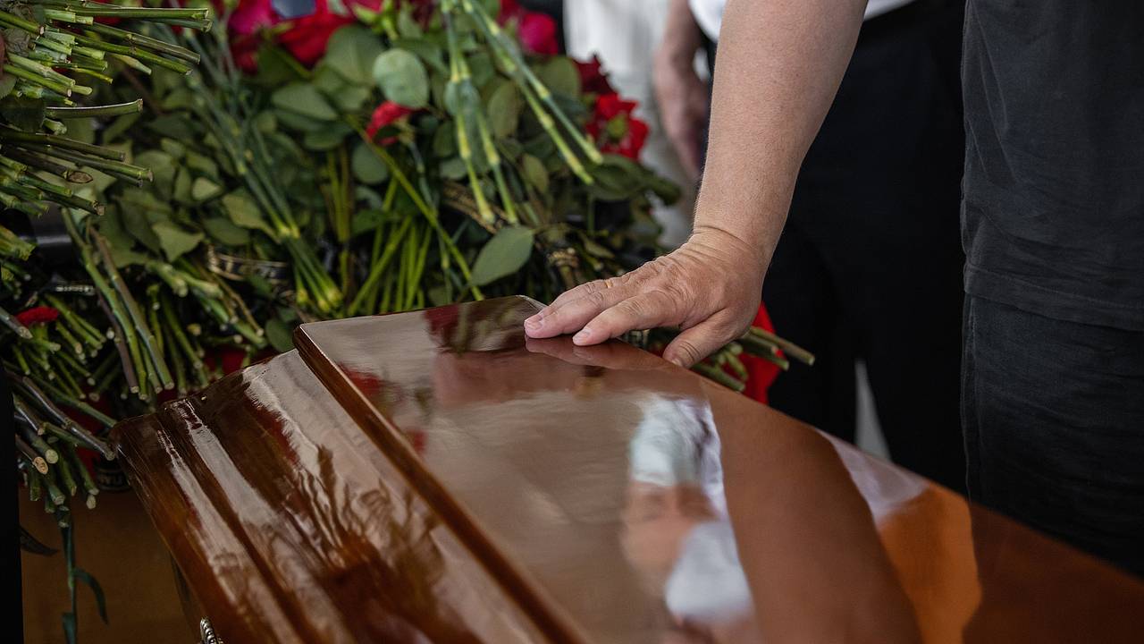 Россиянам подсказали способ пережить потерю близкого человека