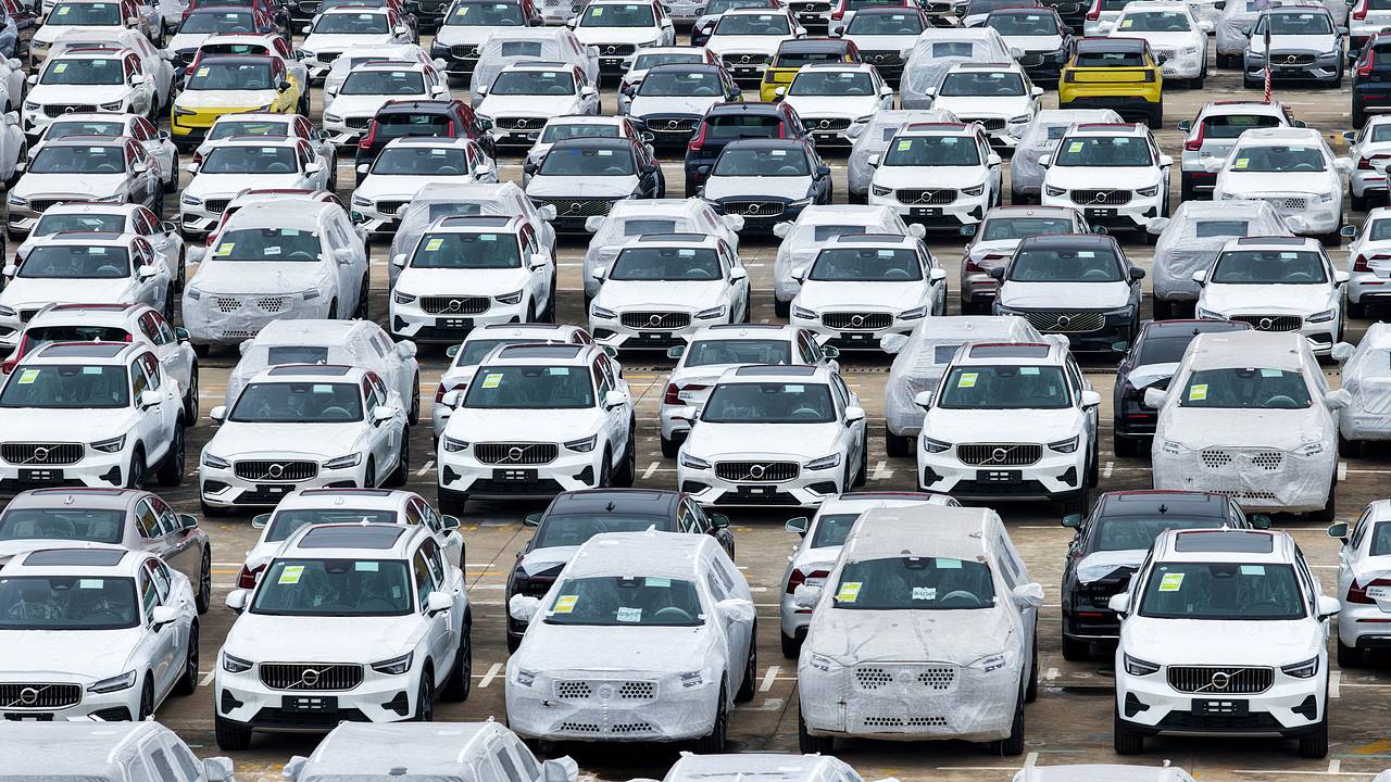 Европейский автопром окончательно уступил Китаю