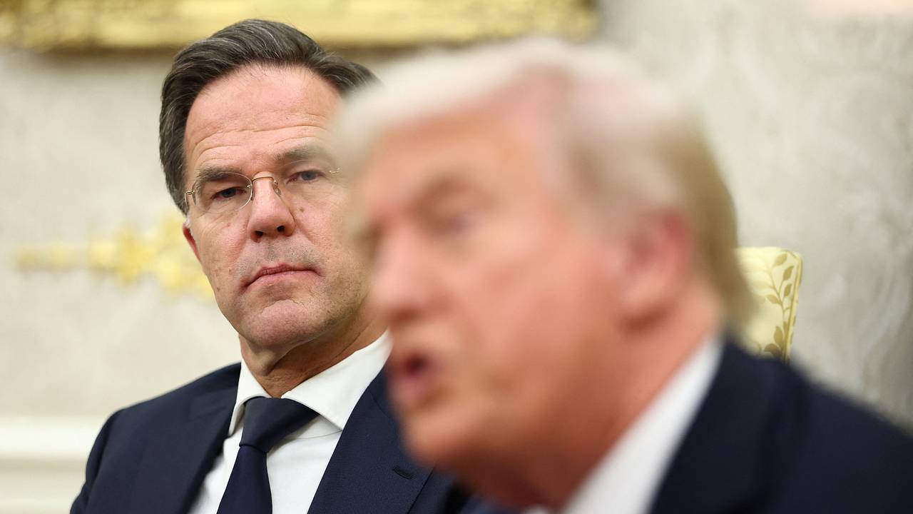 Генсек НАТО попросил от Трампа понимания Генсек НАТО попросил от Трампа понимания