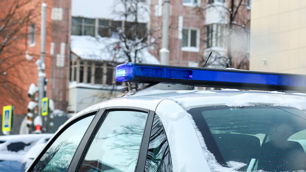 В российской школе объяснились из-за наставившей на школьников автомат учительницы