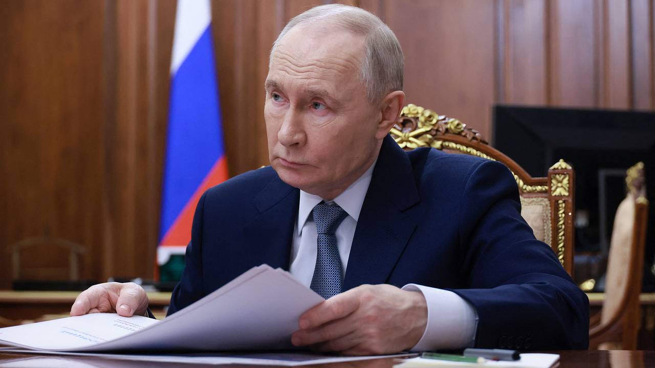 Путин подписал закон о праве выдавать ЧОПам боевое оружие для защиты от БПЛА