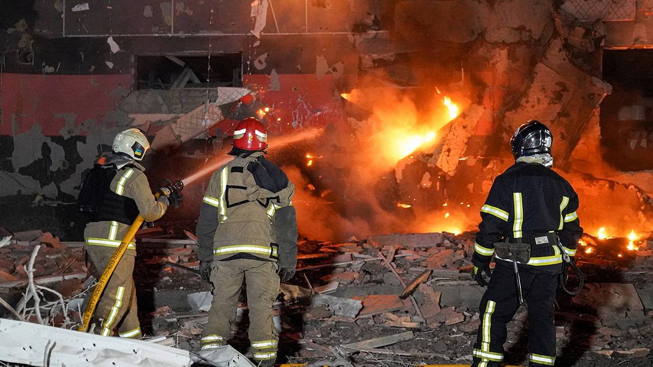 Российские войска поразили завод по производству систем наведения для ракет и БПЛА ВСУ