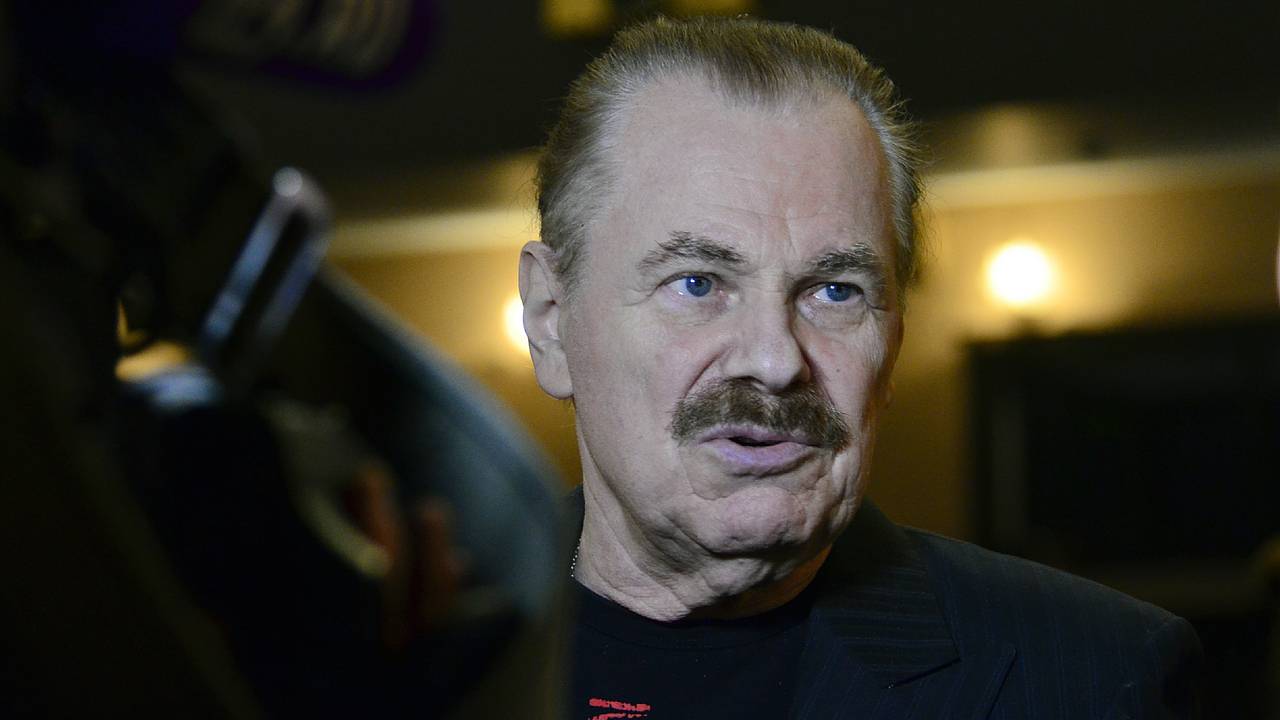 Владимир Пресняков-старший рассказал о перенесенном из-за «Спартака» инфаркте Владимир Пресняков-старший рассказал о перенесенном из-за «Спартака» инфаркте